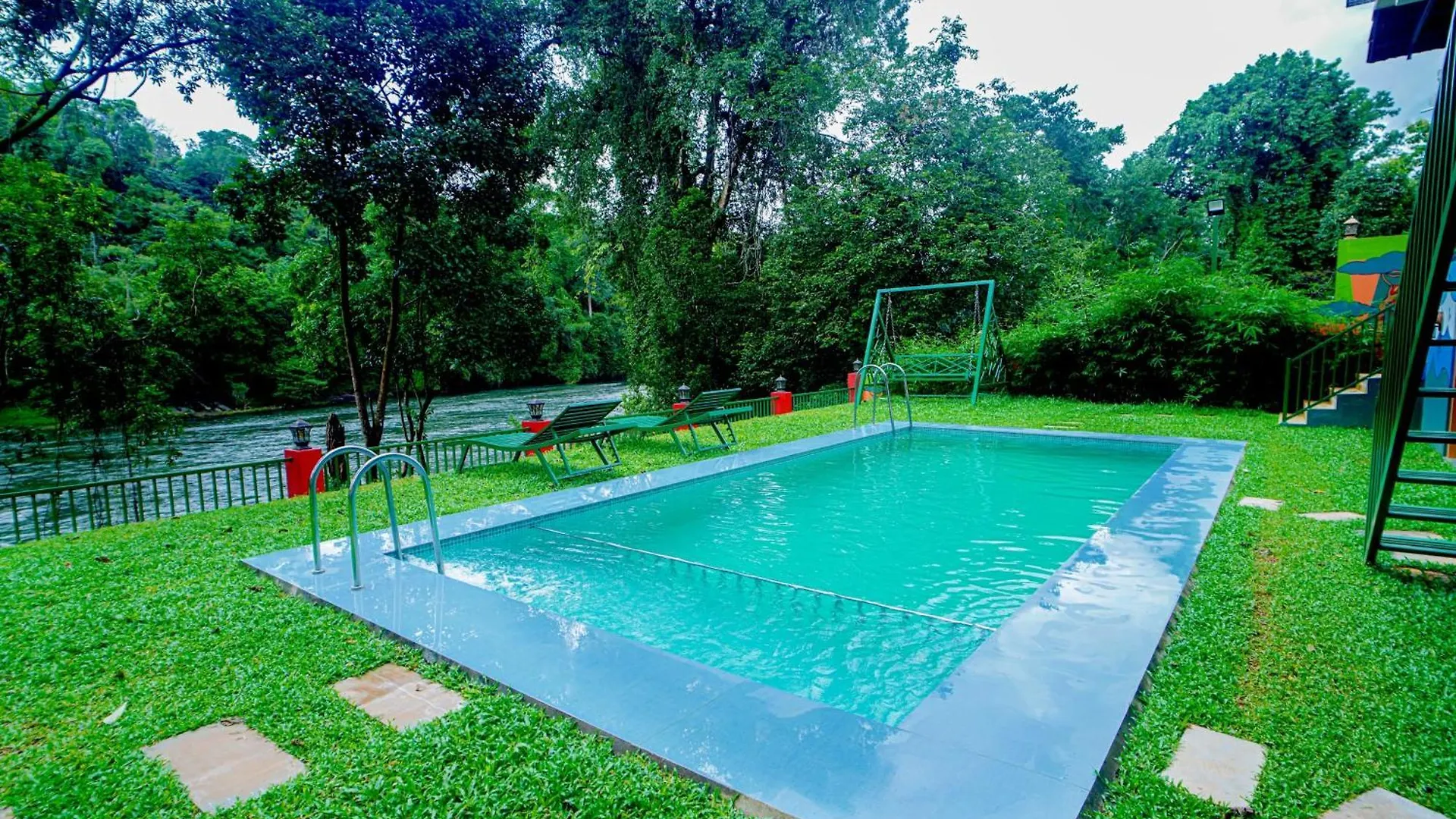 Falcon Riverview Resorts Kuttampuzha
