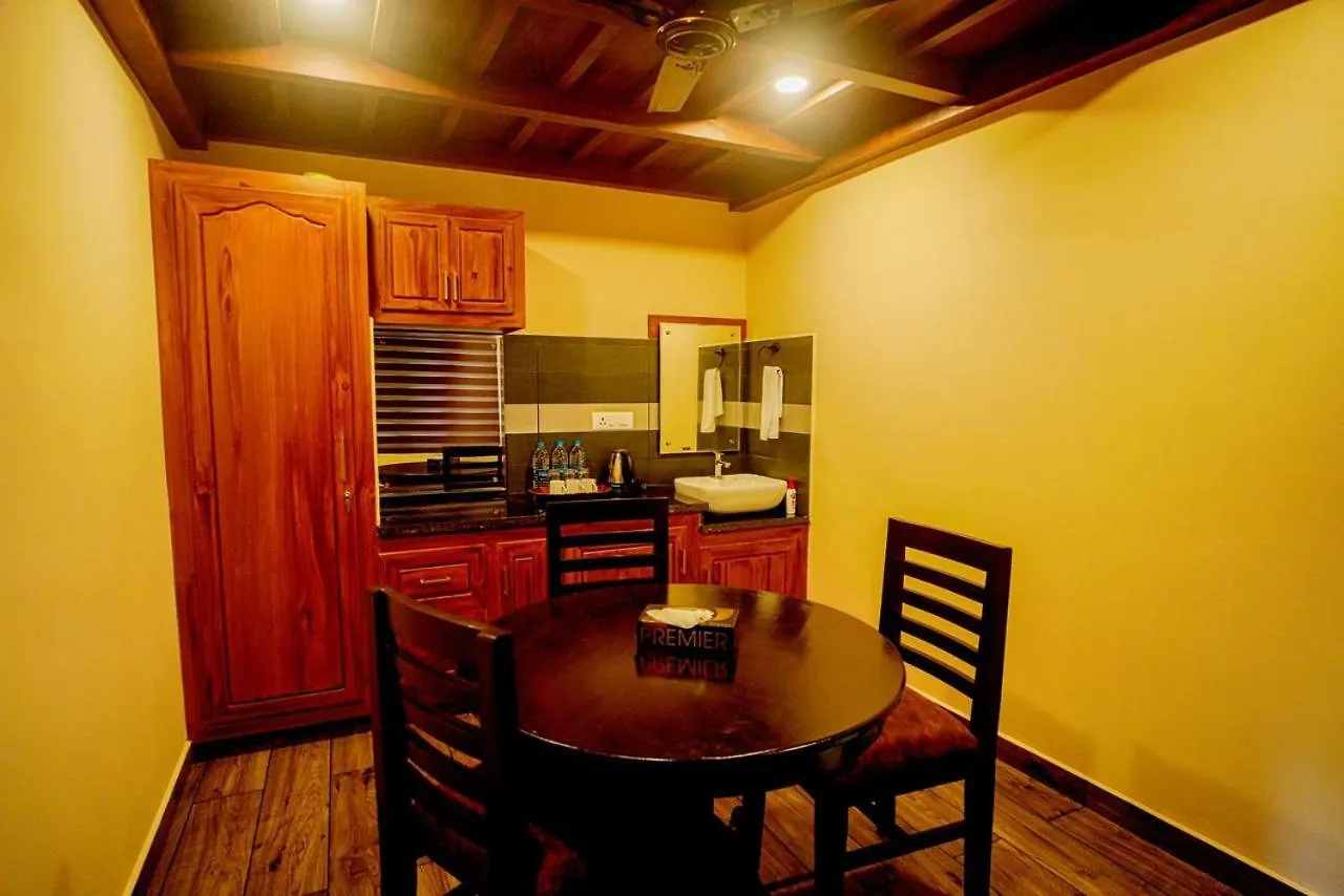 Falcon Riverview Resorts Kuttampuzha