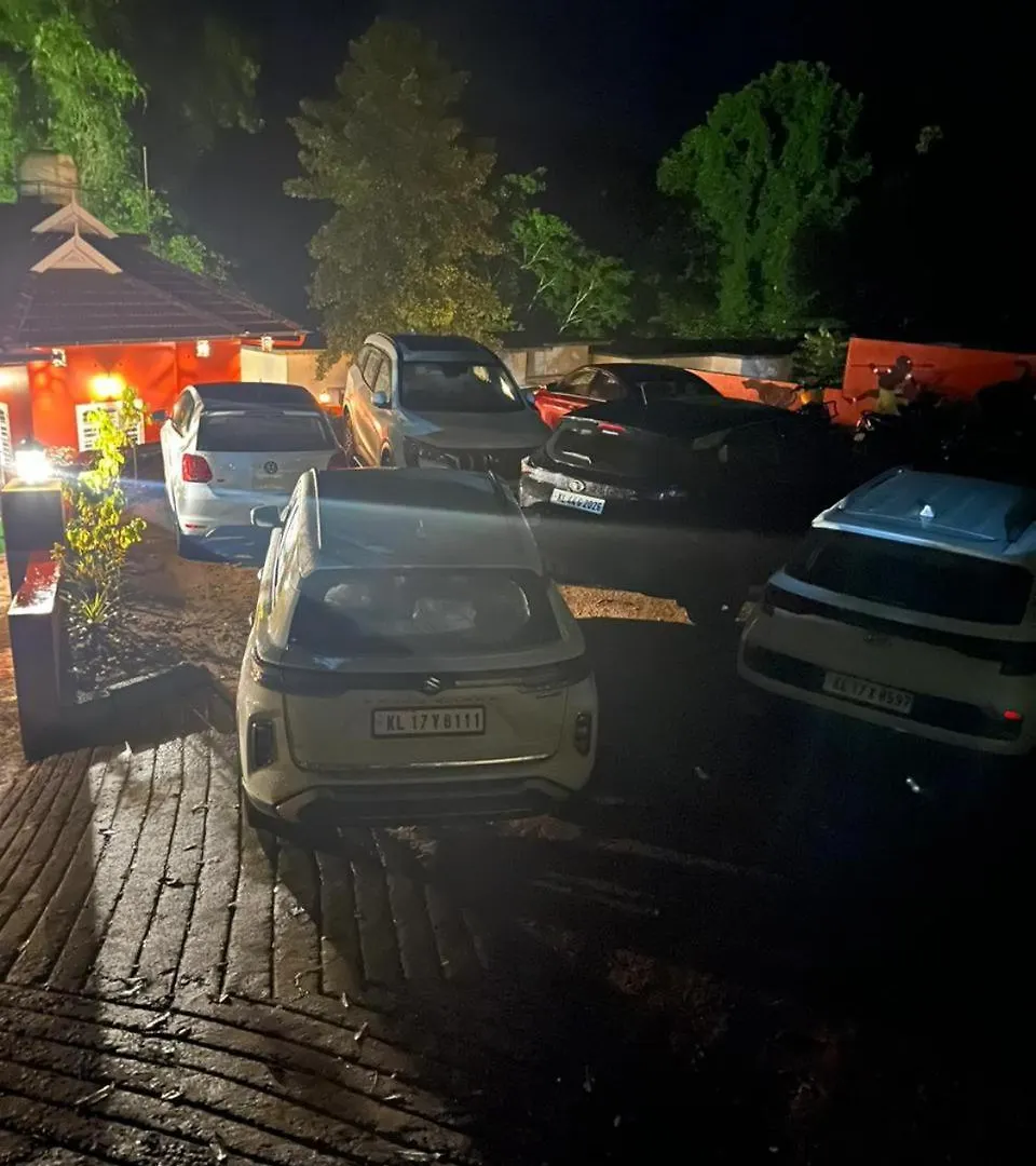 Falcon Riverview Resorts Kuttampuzha