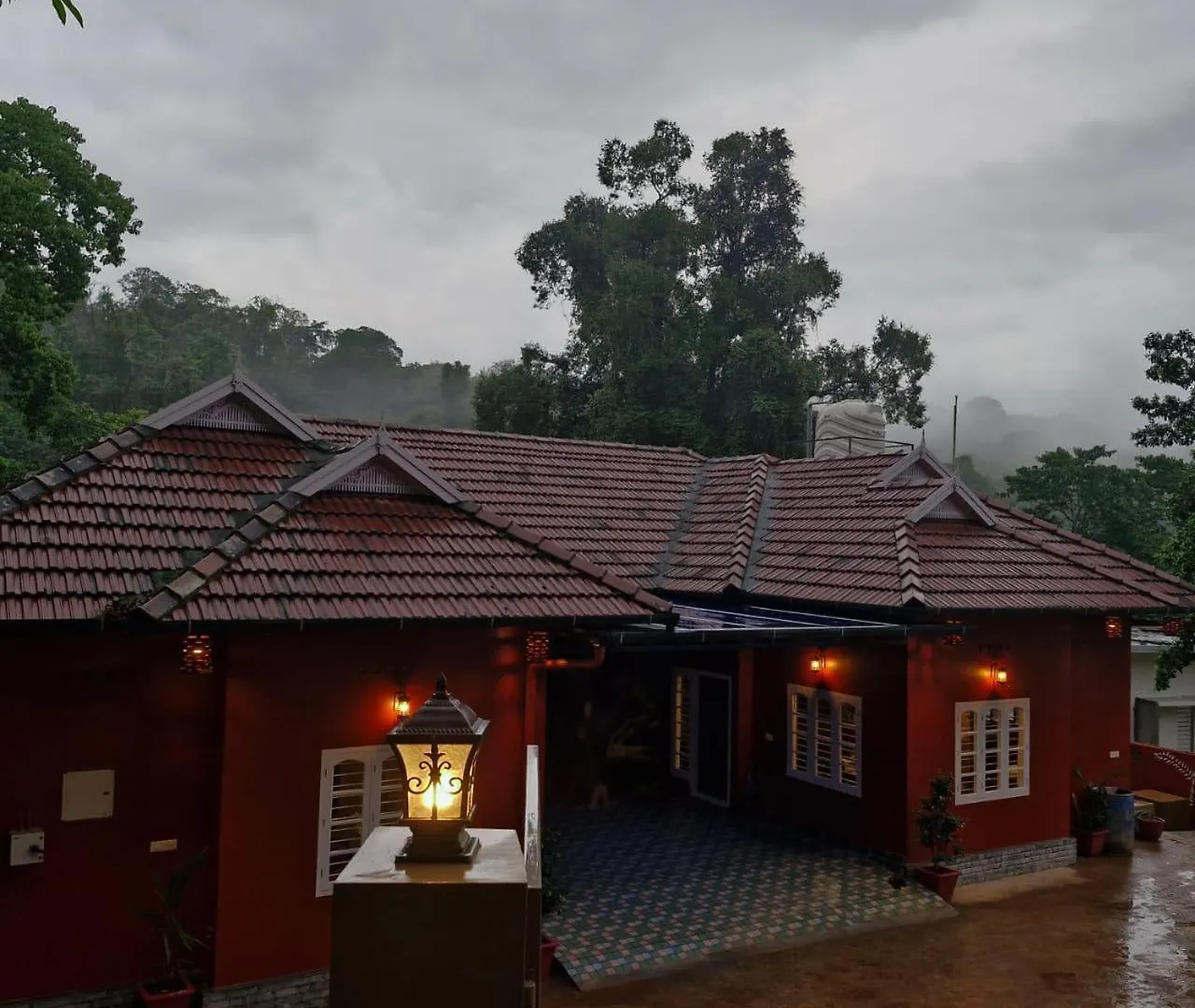 Falcon Riverview Resorts Kuttampuzha
